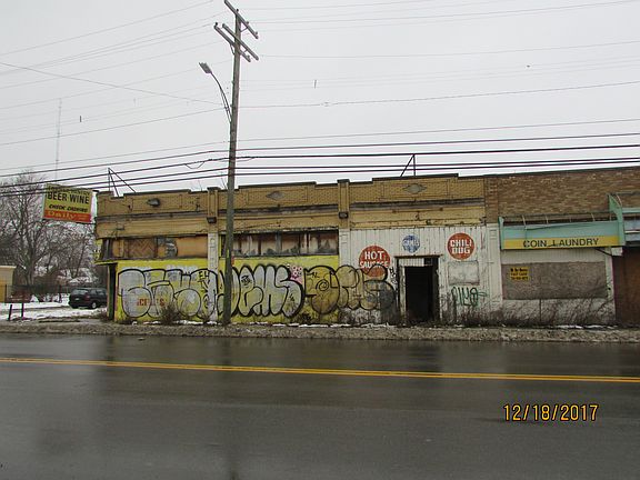 2nd image of 12932 Schoolcraft St