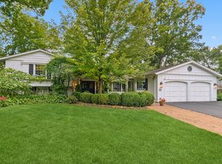 455 Linden Ave, Lake Forest, IL 60045