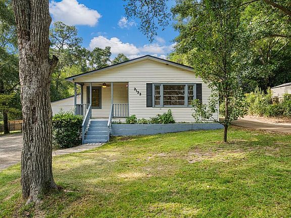 2nd image of 3133 Oak Cir