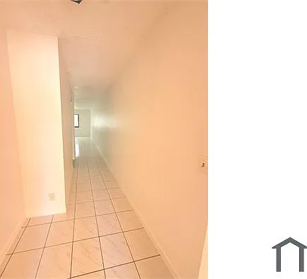 4100 NW 114th Ave — Photo 3