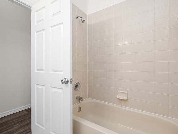 2nd image of 2486 Cimmaron Ash Way