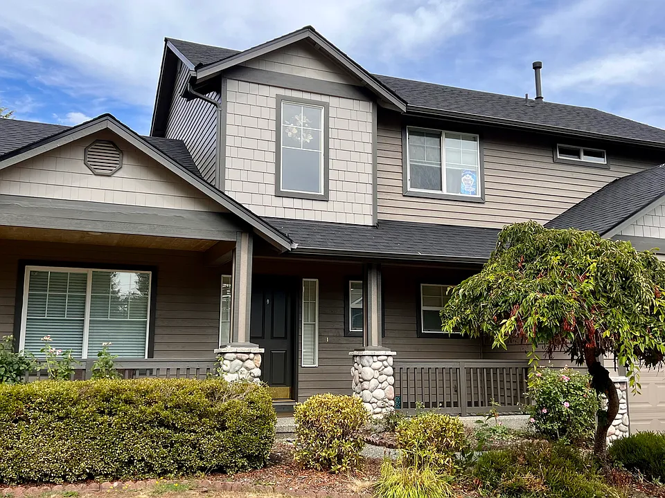 415 195th Pl SW