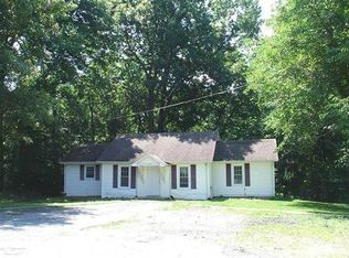 1491 Fox Creek Rd, Lawrenceburg, KY 40342