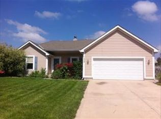 1036 E Pumpkin Ridge St, Gardner, KS 66030