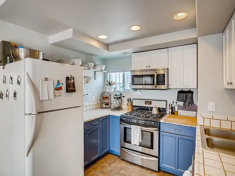 15 E Maple Ave — Photo 11