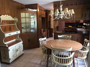405 Bradley Ln, Youngstown, OH 44504
