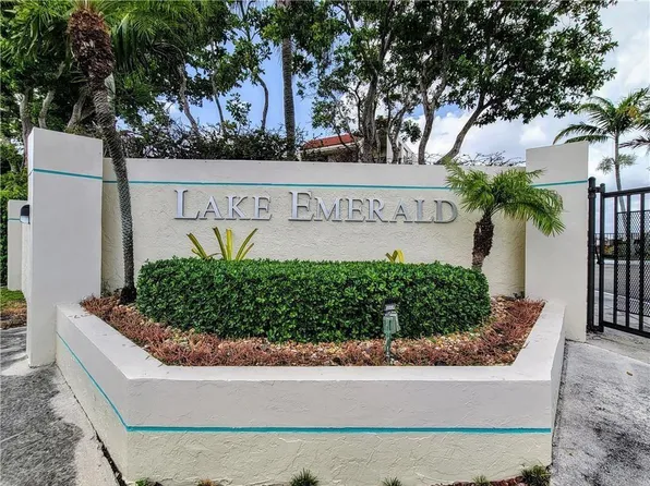 115 Lake Emerald Drive #105, Oakland Park, FL 33309
