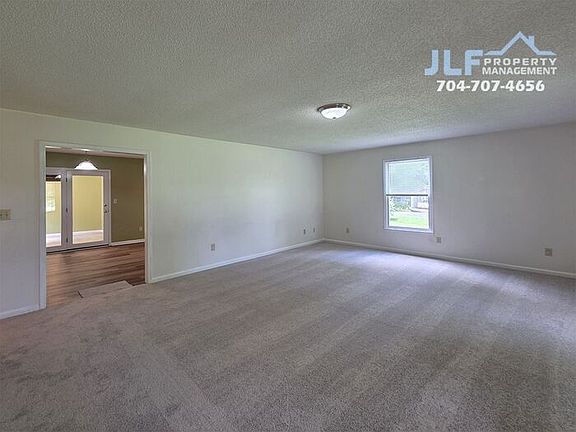 2nd image of 101 Vance Allen Ave