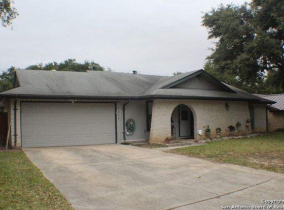 2nd image of 8219 Phoenix Ave