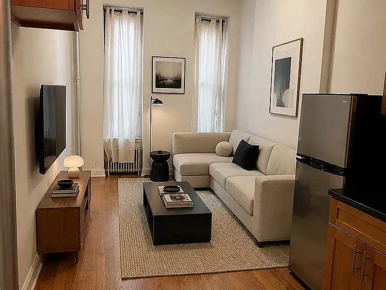 237 W 13th St #1 — Photo 3