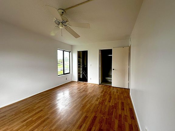 4th image of 1106 Green Pine Boulevard #G2