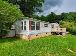 36 Lake Eden Cir, Black Mountain, NC 28711