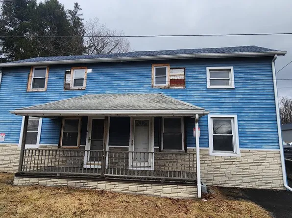 2014 W Center St, Tremont, PA 17981