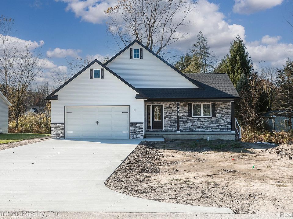 1st image of 2047 Edward Ln E