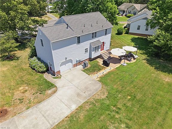 5th image of 6305 Jahodi Ln