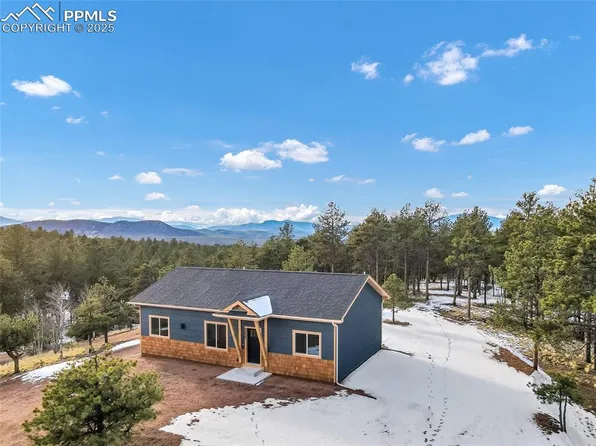 2627 Pikes Peak Dr, Florissant, CO 80816