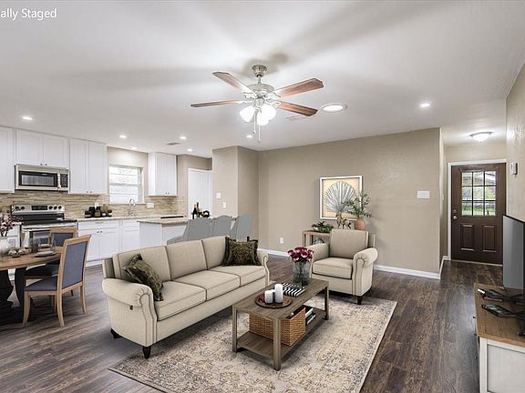 5th image of 707 Steger Dr