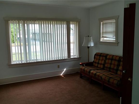 5th image of 1213 E Grandview Blvd