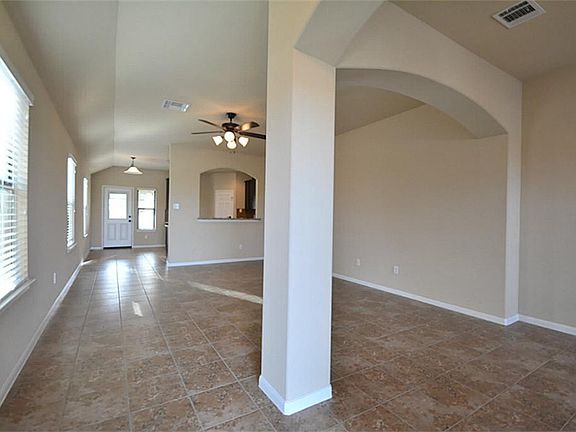 5th image of 5519 Armillary Dr.