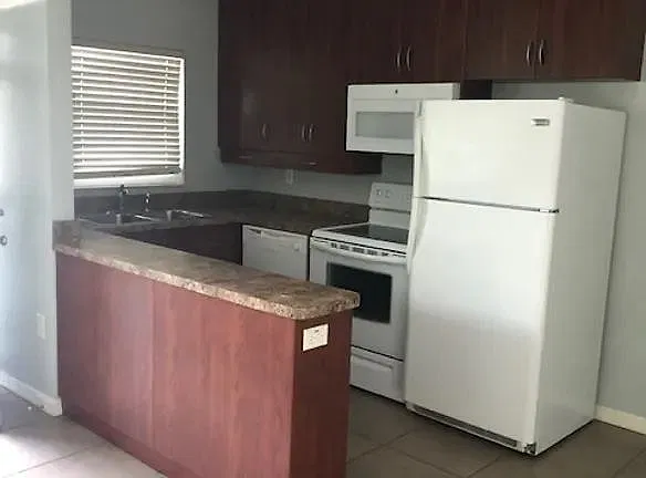 1 bed, 600 sqft, $1,295 — Photo 2
