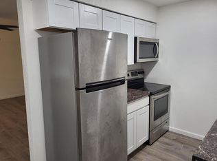 5229 N 59th Dr APT 3, Glendale, AZ 85301