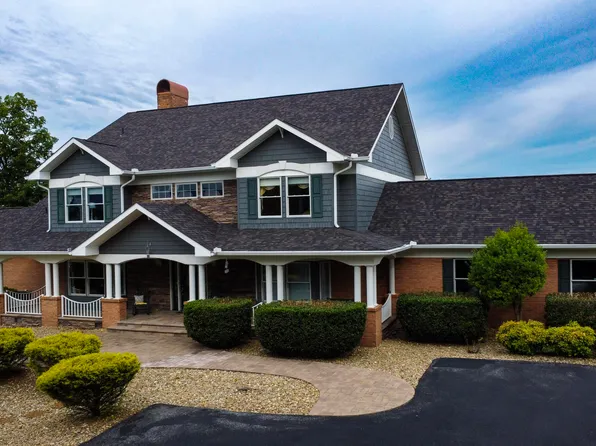 1564 Tranquility Trl, Dandridge, TN 37725