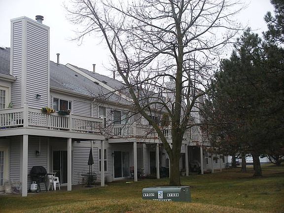 2nd image of 1217 Ballantrae Pl APT D