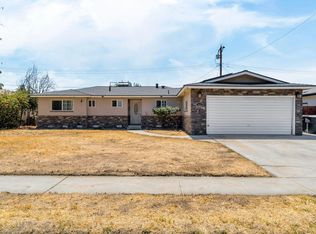 2021 Fairmont Drive, Hanford, CA 93230