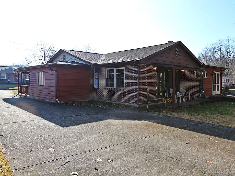 1st image of 6 Steiner Blvd
