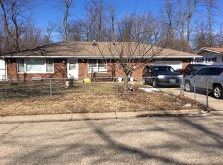 1117 N Coronado Dr, Peoria, IL