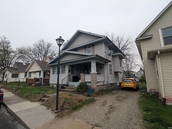 3rd image of 1306 Sinclair St