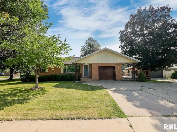 1445 N Main St, Canton, IL 61520