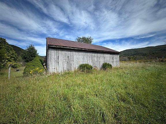 3rd image of Bonner Mountain Rd