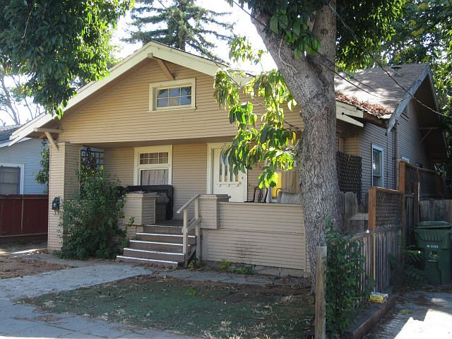 1st image of 365 Raymond Ave
