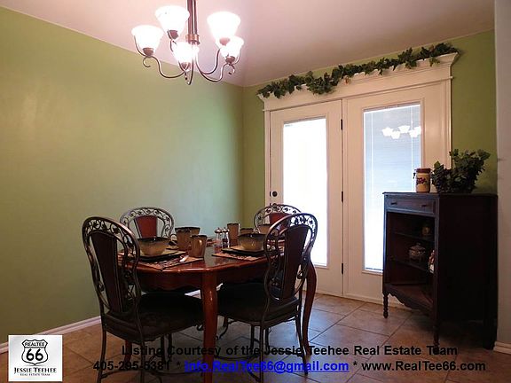 5th image of 901 Shady Creek Ln