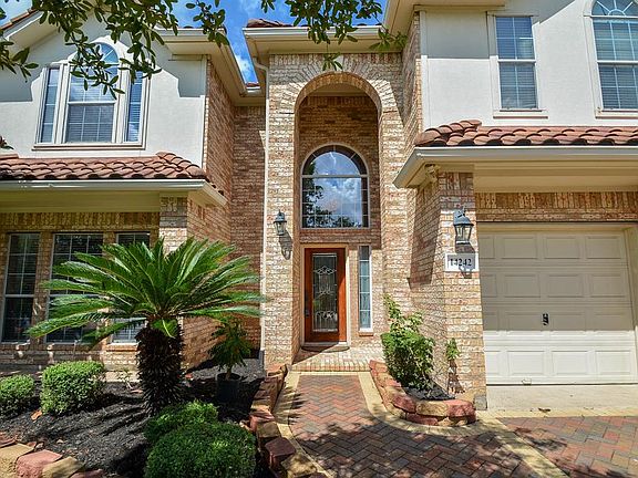 4th image of 14242 Jaubert Ct