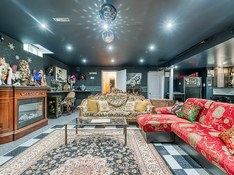 1 Johnswood Cres #BASEMENT — Photo 12
