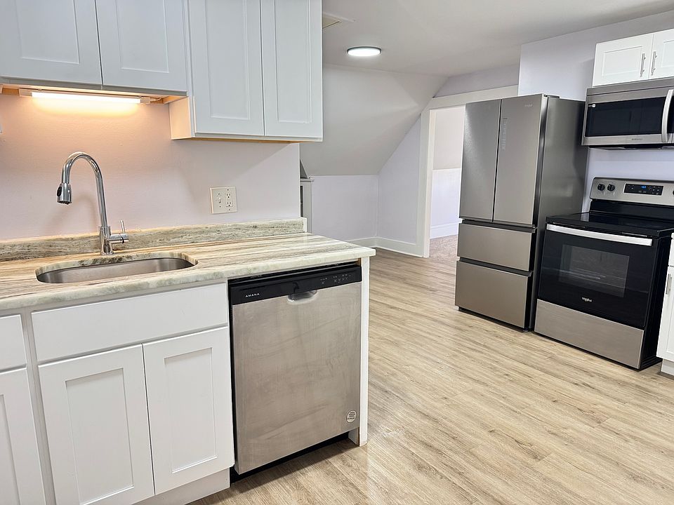 1st image of 23-25 Oak St #23-3