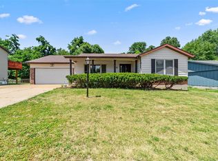 12627 Tremblewood Dr, Florissant, MO 63033