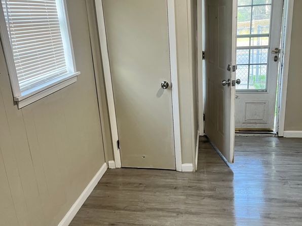 601 West Ave APT A