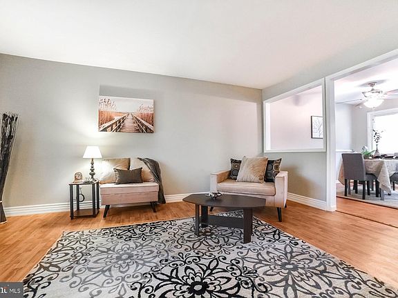 5th image of 23138 Potter Dr