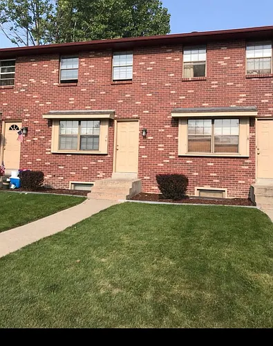1720 Cambridge Dr #2 Photo 1