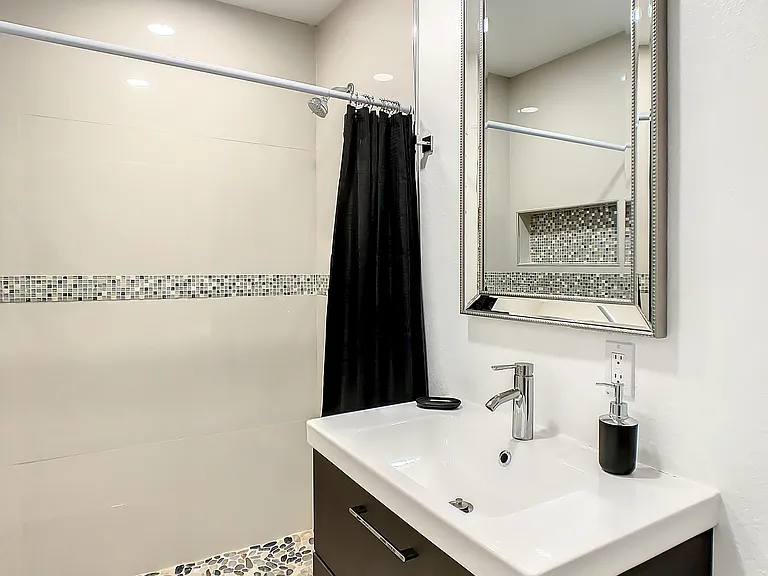 2700 SW 36th Ave #A — Photo 20