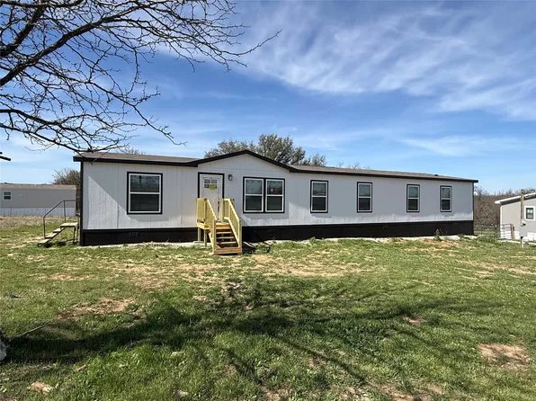 380 Valley Ridge Dr, Bridgeport, TX 76426