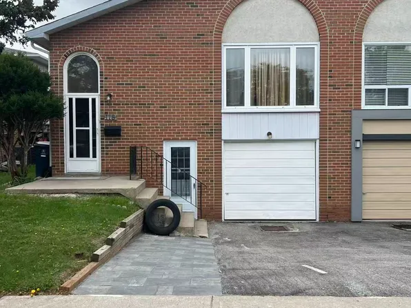 118 Hildenboro Sq, Toronto, ON M1W 1Y3