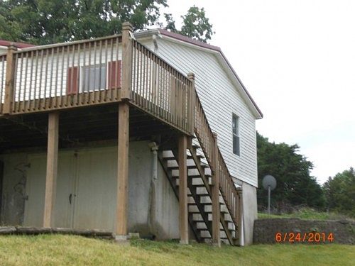 2nd image of 591 Hannah St