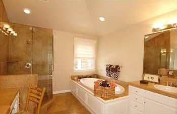 3rd image of 102 Jeter St