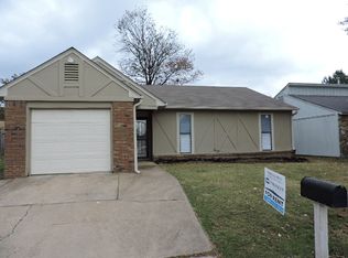 3870 Pinbranch Ct, Memphis, TN 38115