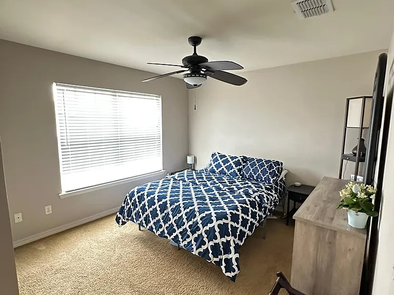 200 Grey Eagle Dr — Photo 28