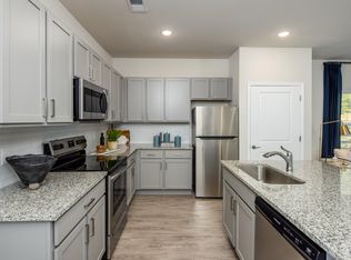 5350 Capital Cir SW #306, Tallahassee, FL 32305